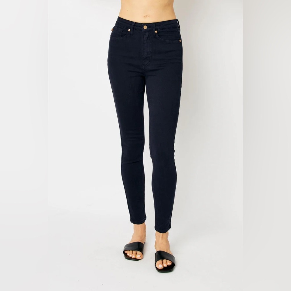 Judy Blue High Rise Tummy Control Garment Dyed Navy Skinny Denim Size 13/31